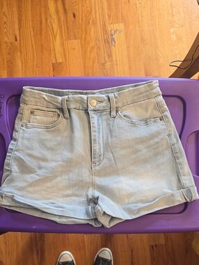 Light Blue Denim Women's High-Waist Shorts